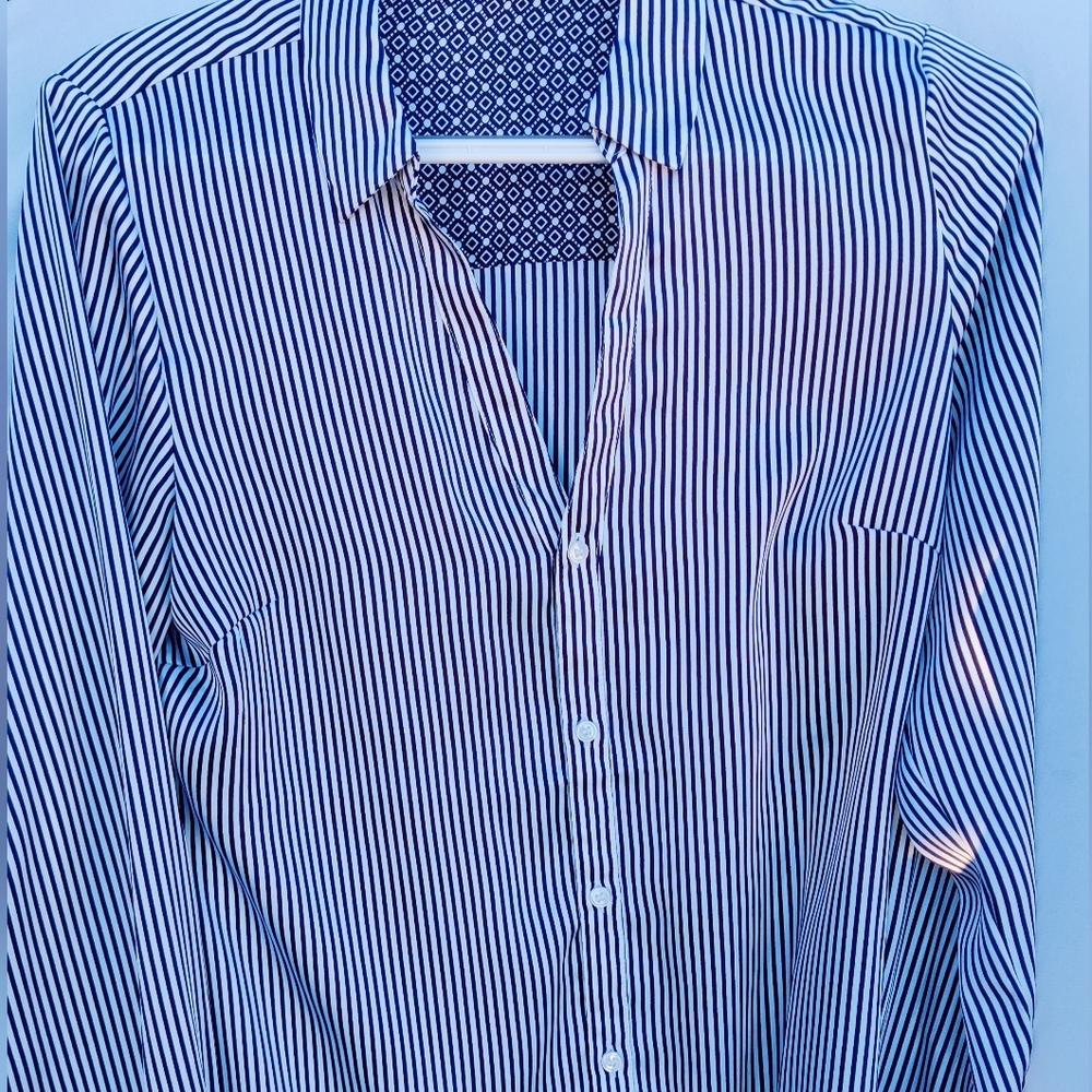 Beautiful Express Navy Blue/White Striped Satiny Button Down, Size Small